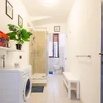 Pensión Central Guest House *
