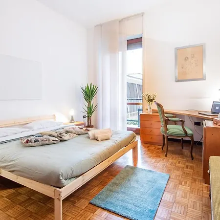 Pensión Central Guest House